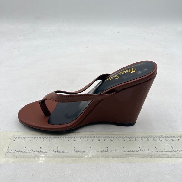 Milooey shoes Brown Round Toe Flip Flops Wedge High Heels Slip On Thong Sandals - Picture 2 of 8